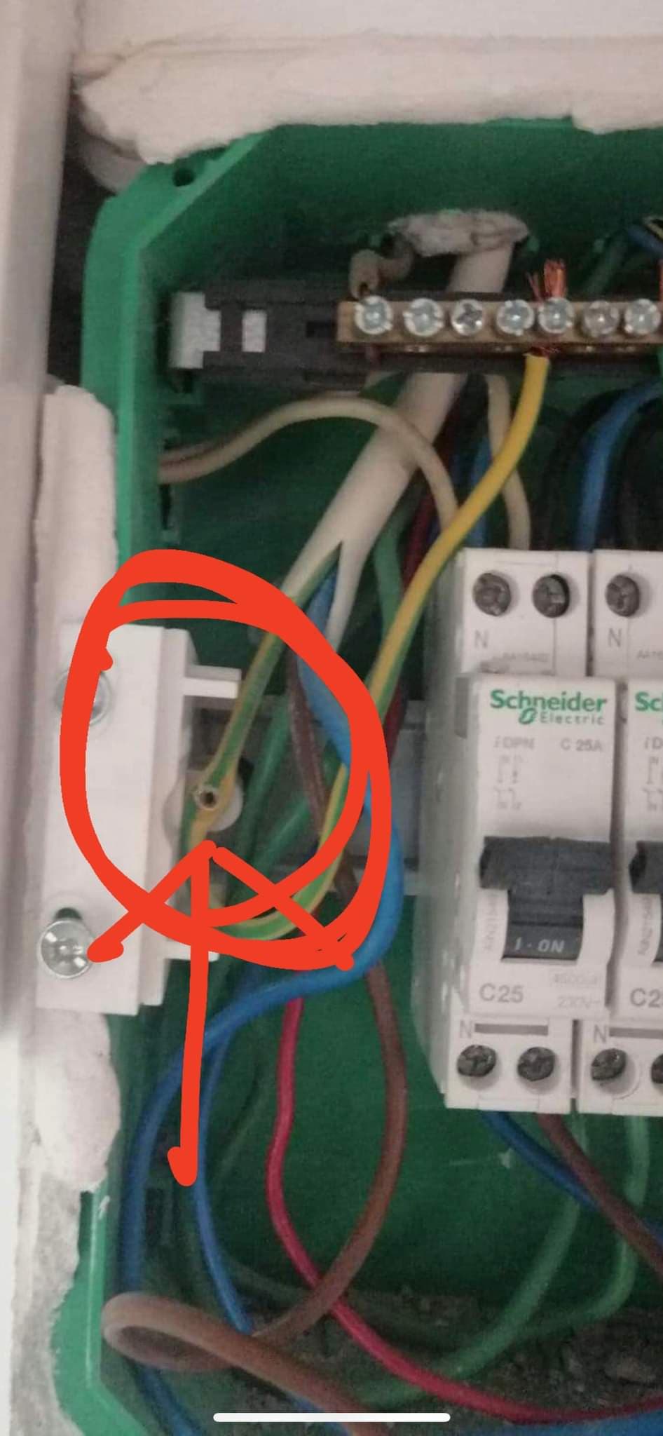 nulul de protectie.jpg